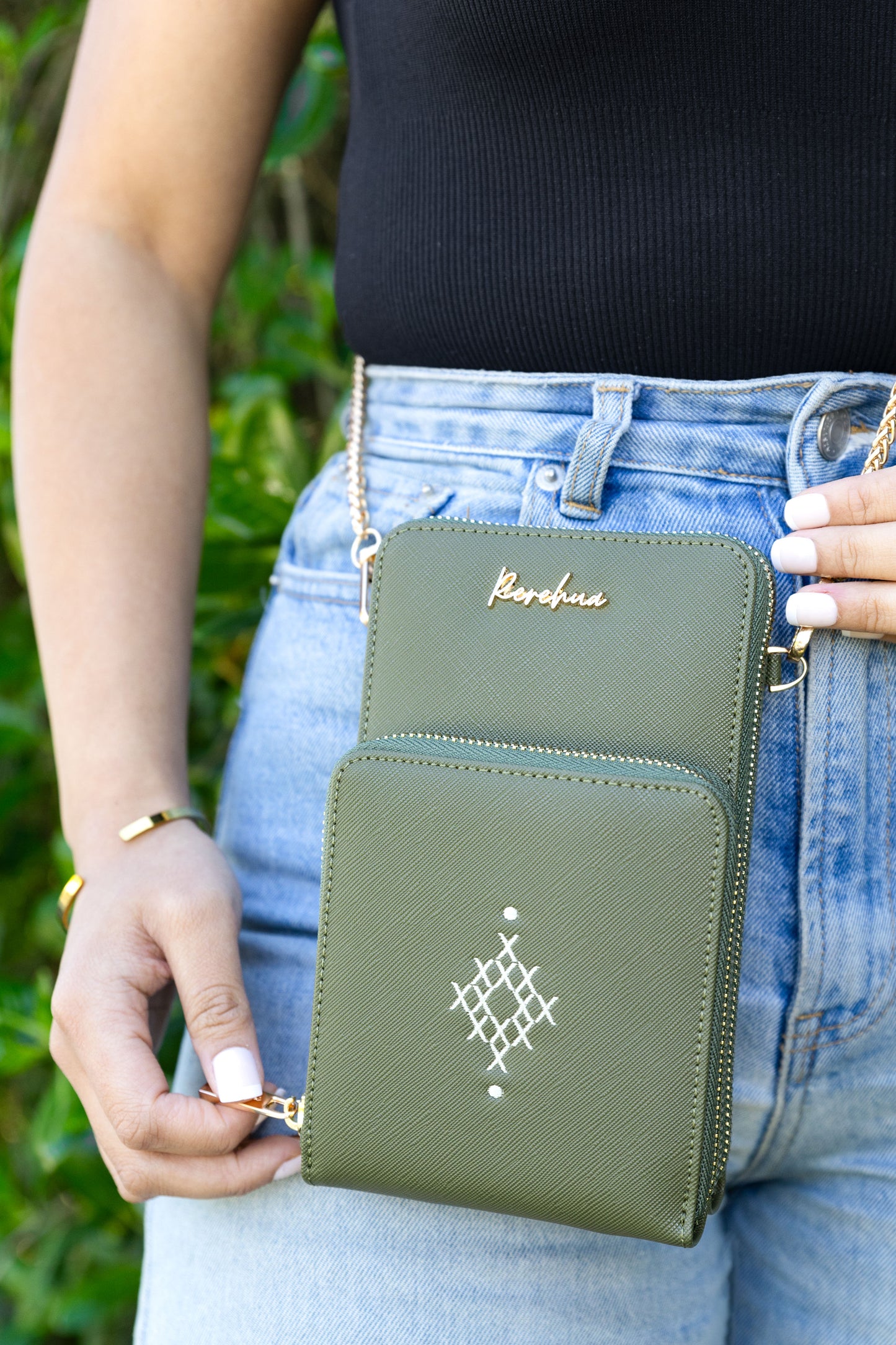 PUĀWAI PHONE BAG