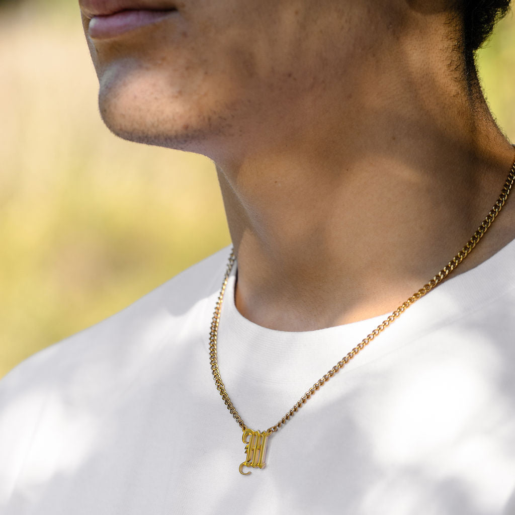 M PENDANT NECKLACE