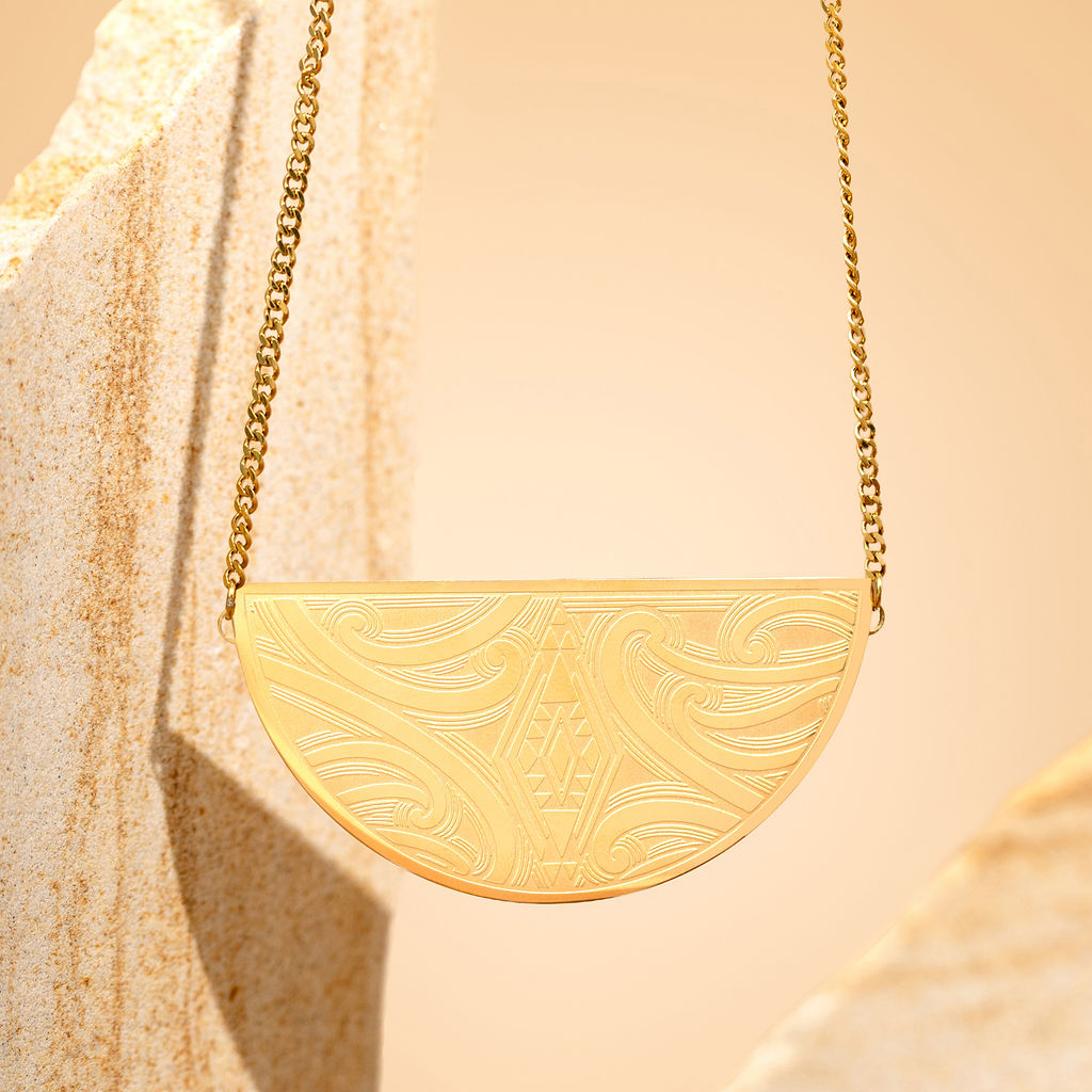 MANAWA NECKLACE
