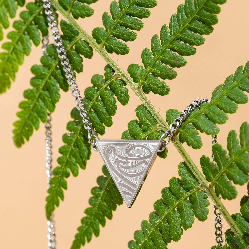 TAPATORU NECKLACE