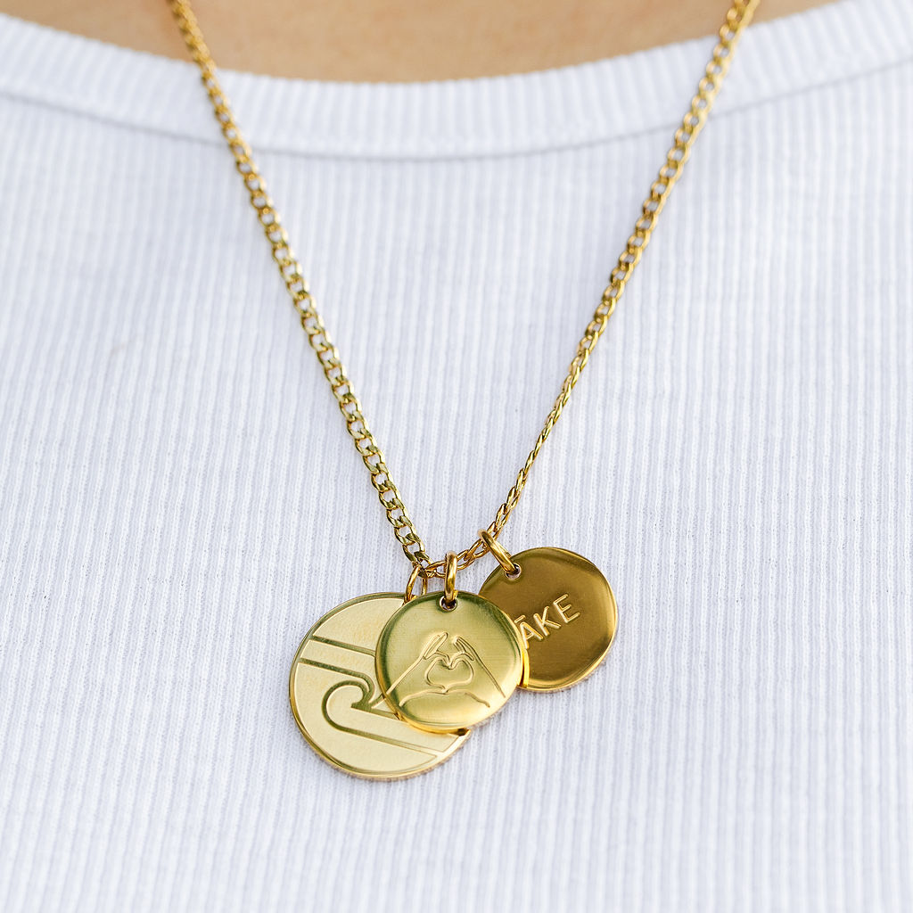 TINO, AROHA, ĀKE NECKLACE