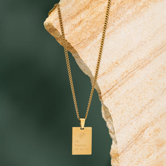 TŪ WHITIA TE HOPO NECKLACE