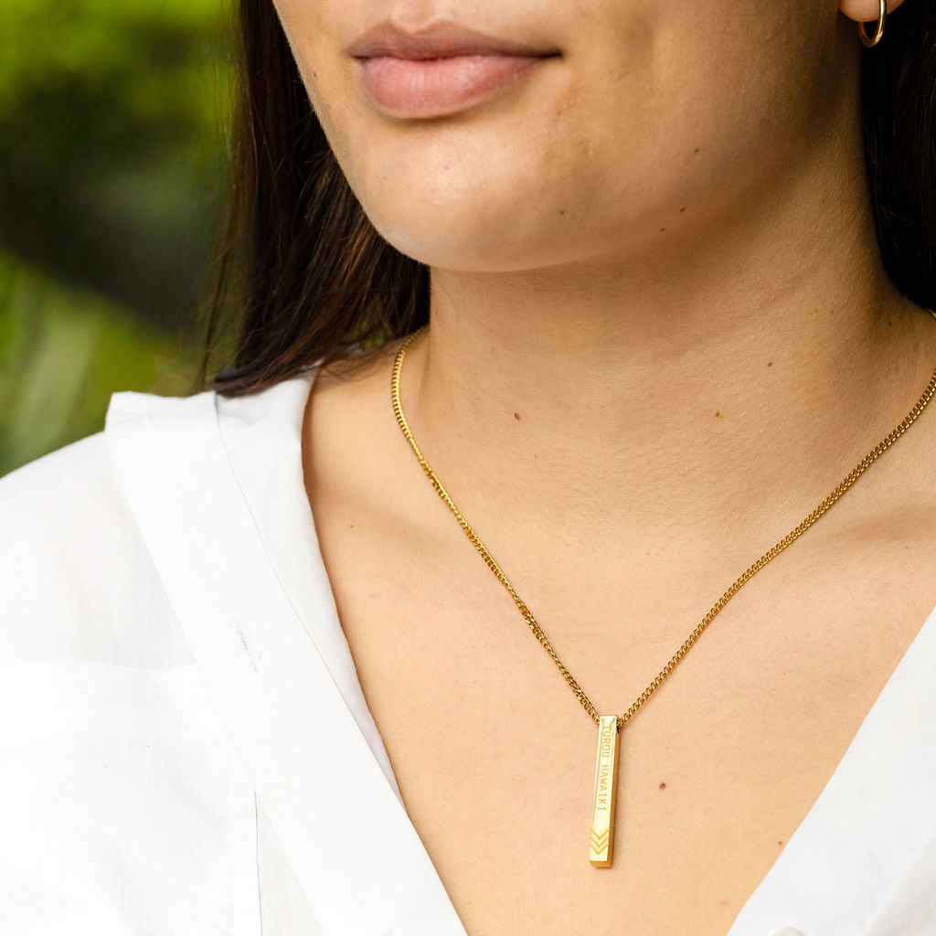 TŪROU HAWAIKI NECKLACE