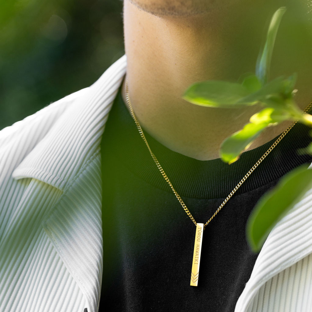 TŪROU HAWAIKI NECKLACE