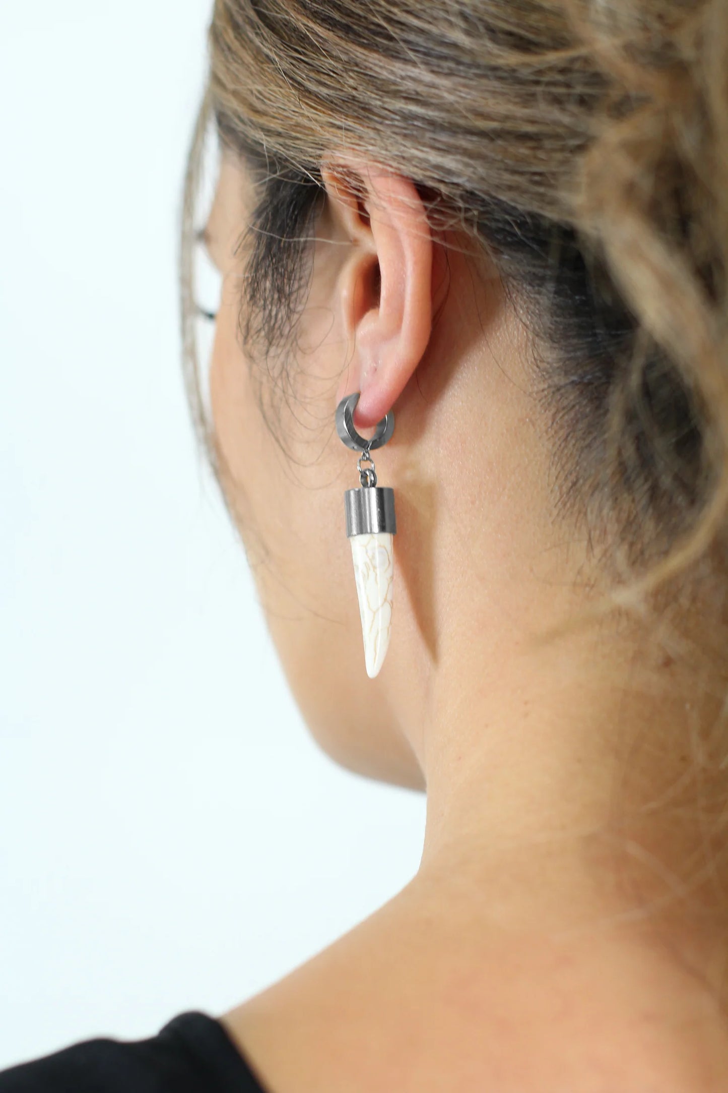 REI EARRINGS