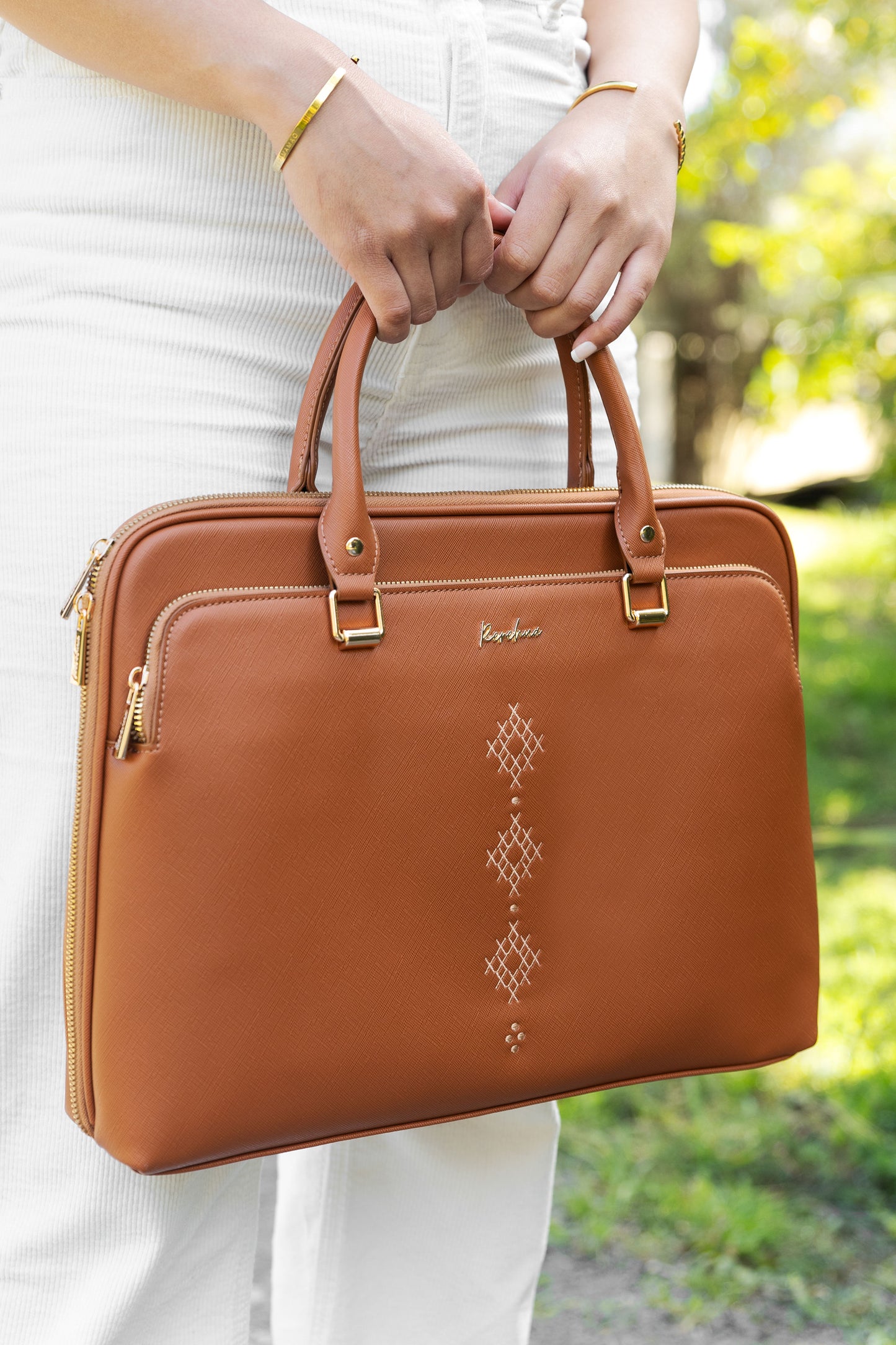 PUĀWAI LAPTOP BAG