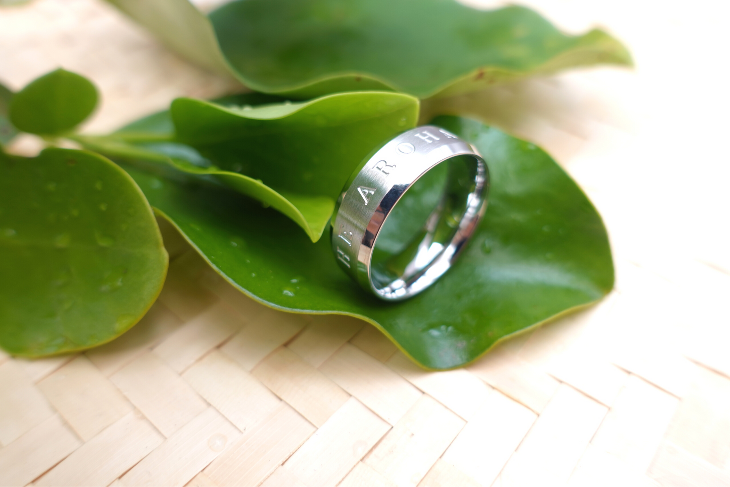 HE AROHA MUTUNGA KORE WIDE BEVELLED RING