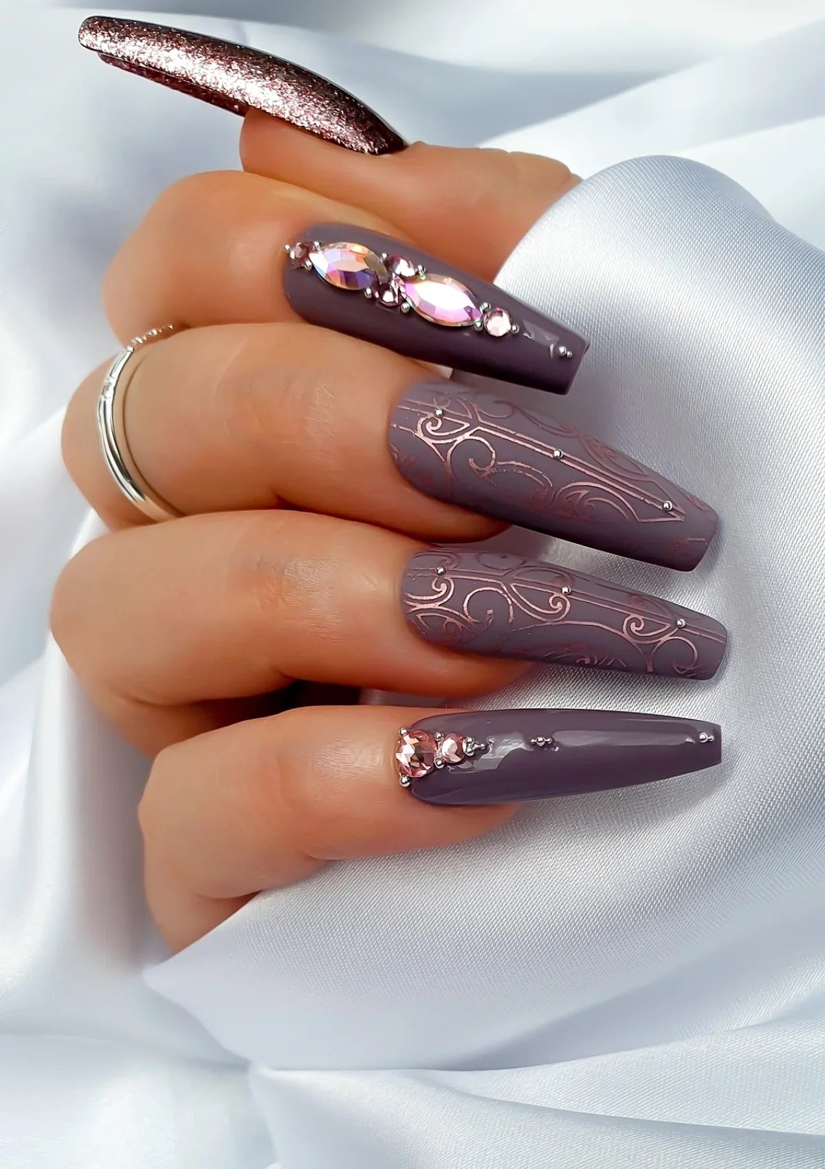 Prim Improper Nails