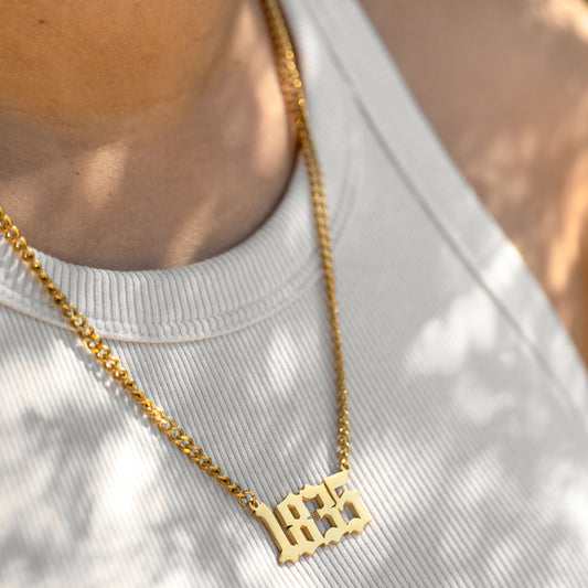 1835 NECKLACE