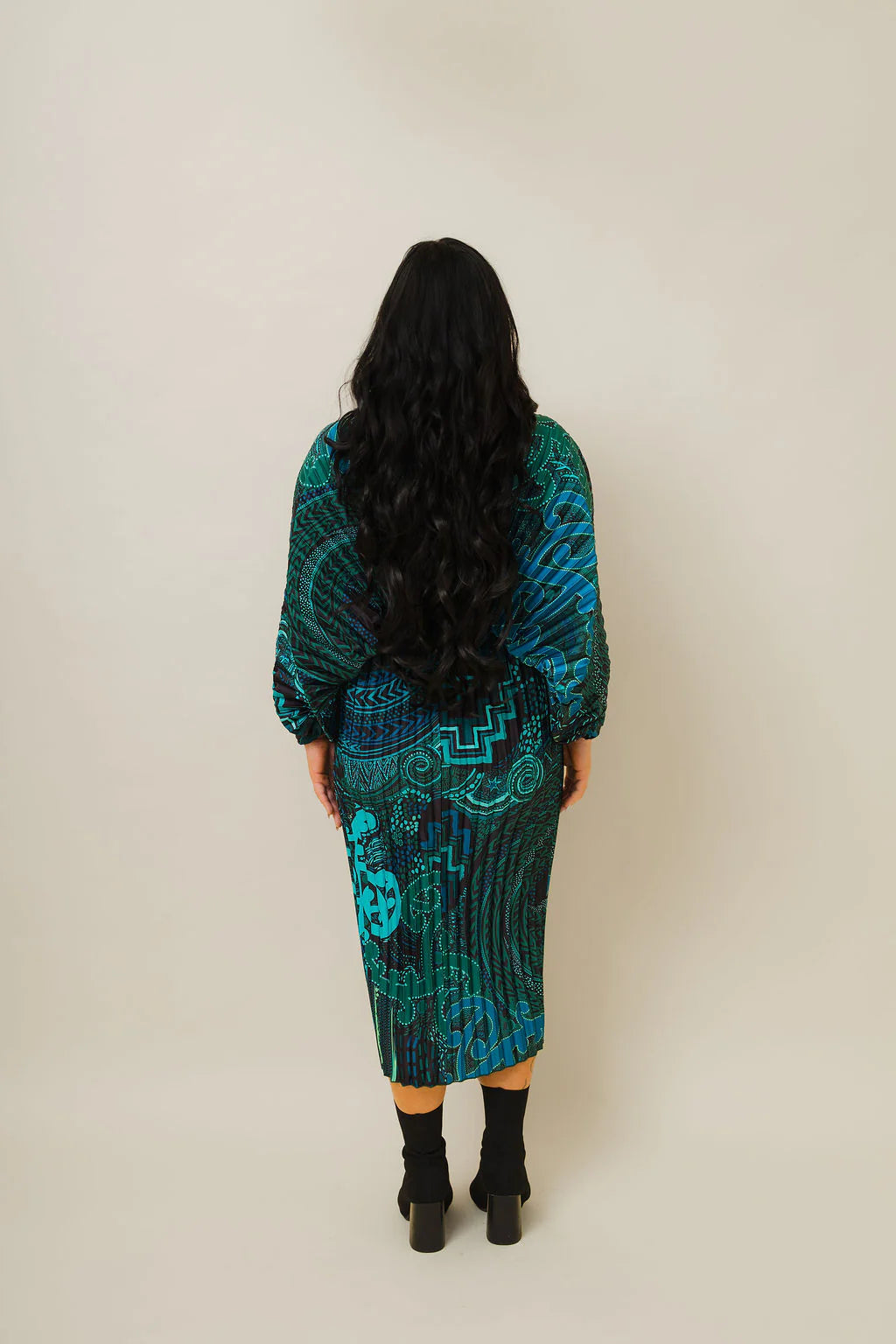 HAEATA MIDI PLEATED DRESS | KŌHURA