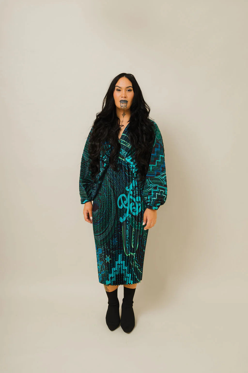 HAEATA MIDI PLEATED DRESS | KŌHURA