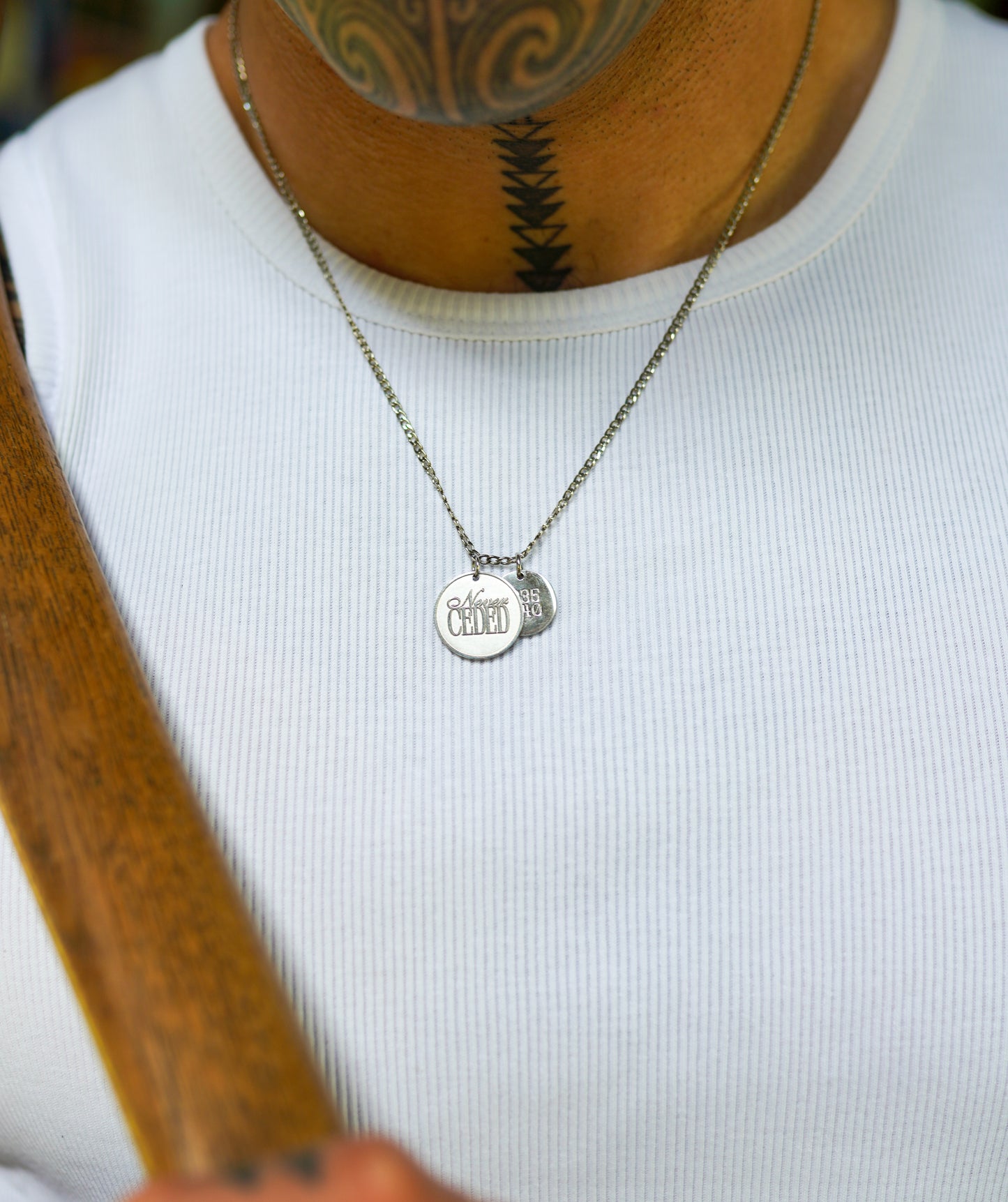 NEVER CEDED SOVEREIGN NECKLACE