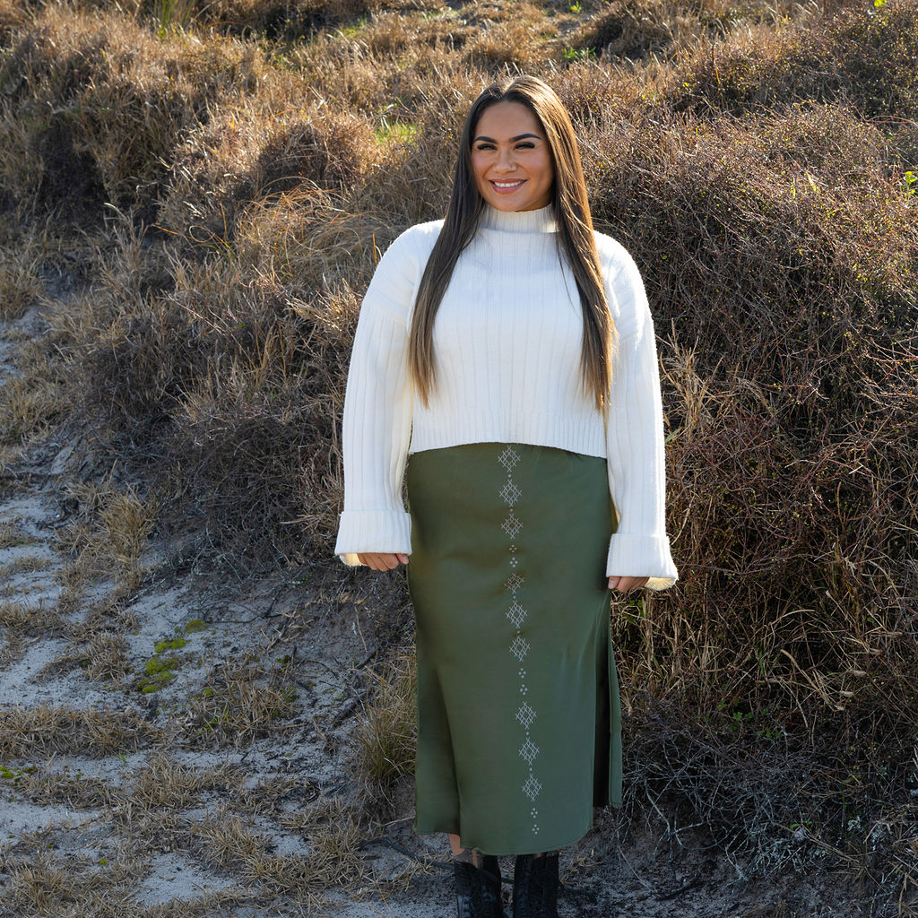 PUĀWAI SATIN SKIRT