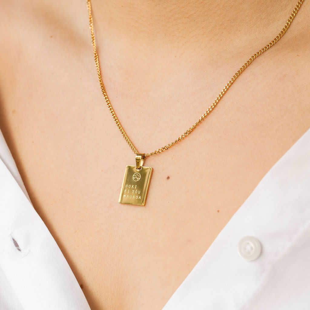 HOKI KI TŌU MAUNGA NECKLACE