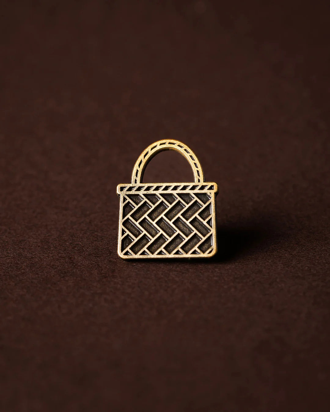 MĀORI ANTIQUE GOLD PINS
