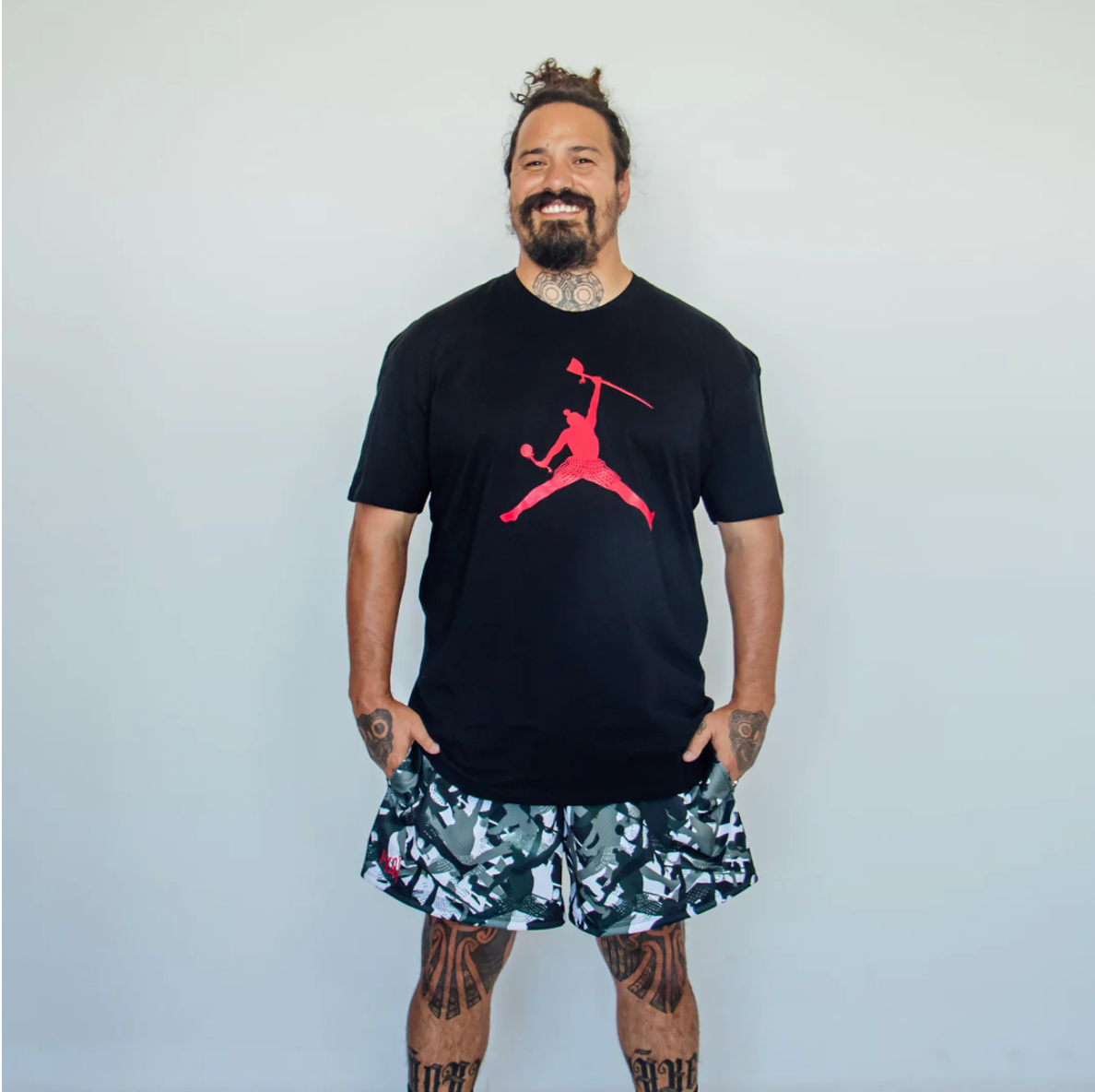 KARAWHIUA TEE