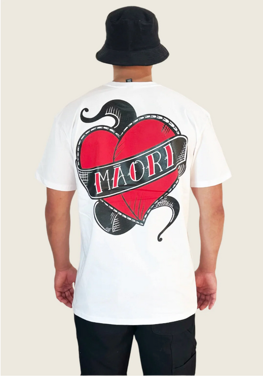 WE STILL MĀORI MANAWA TEE