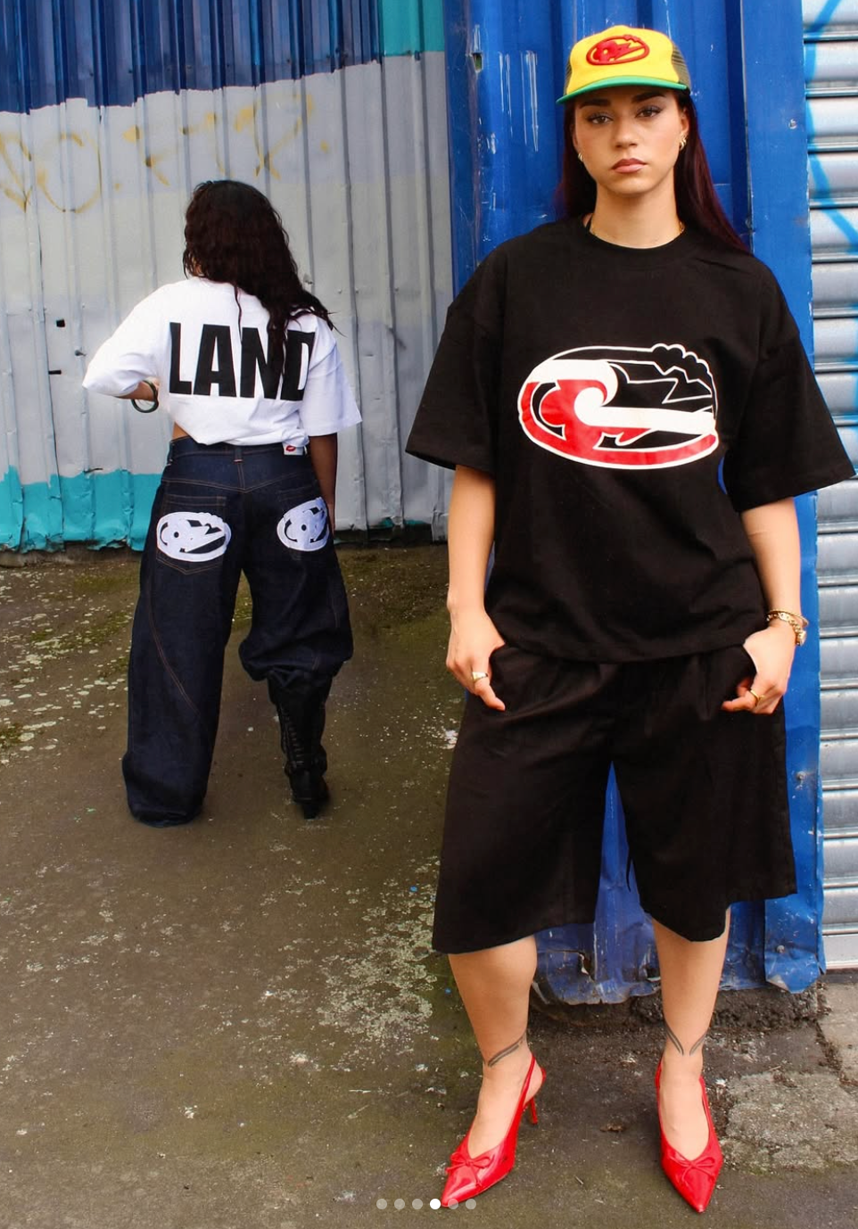 LAND BACK TIHĀTE
