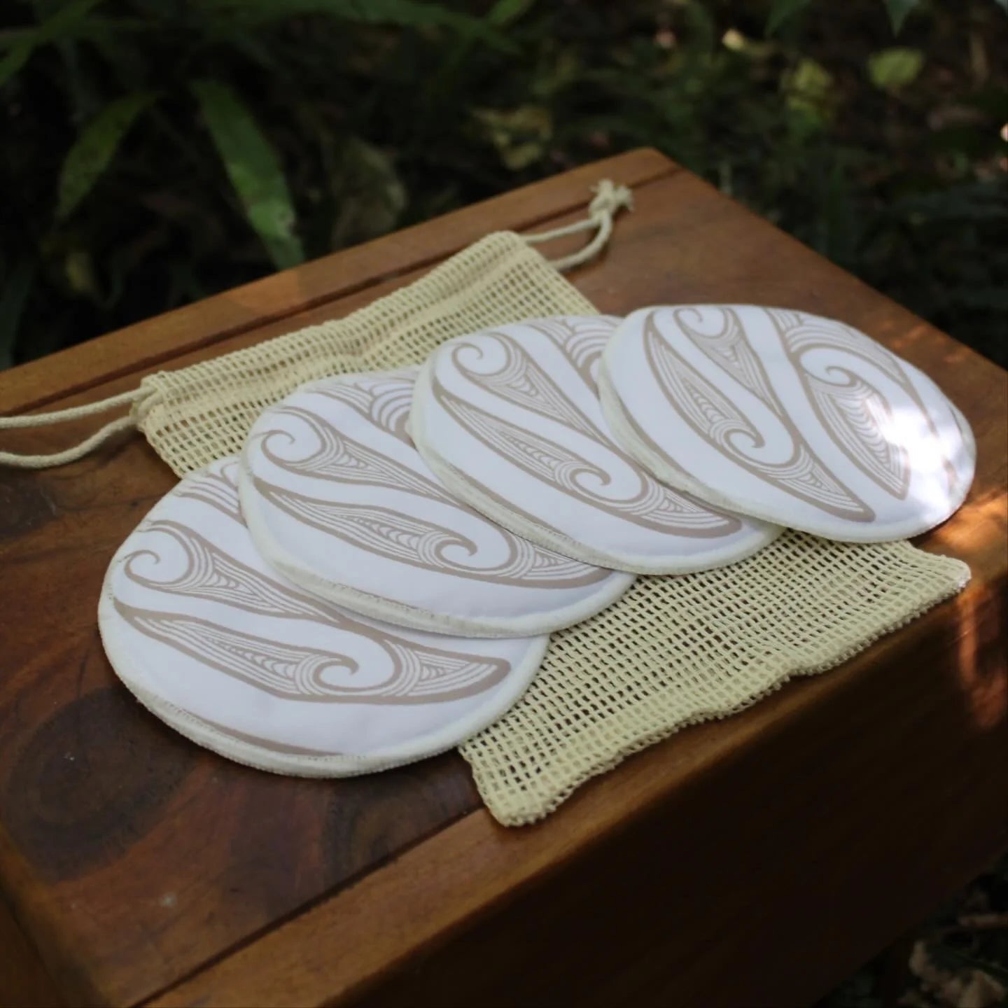 REUSABLE BAMBOO NURSING PADS