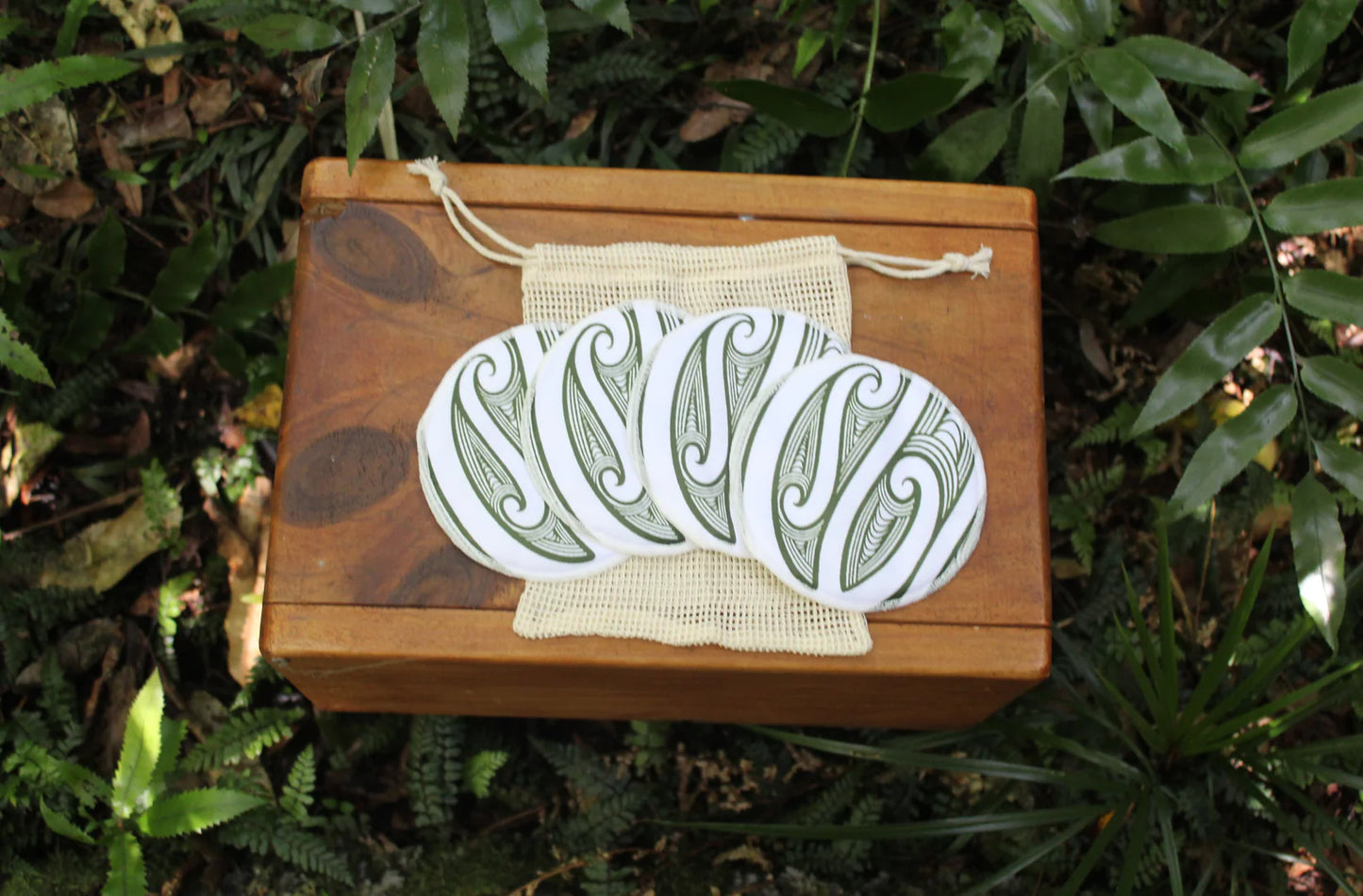 REUSABLE BAMBOO NURSING PADS