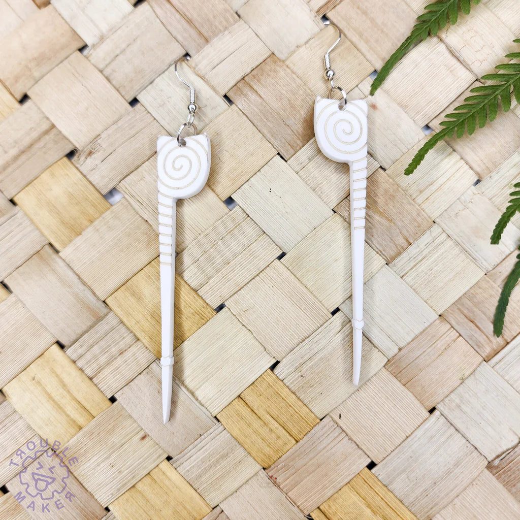 TEWHATEWHA EARRINGS